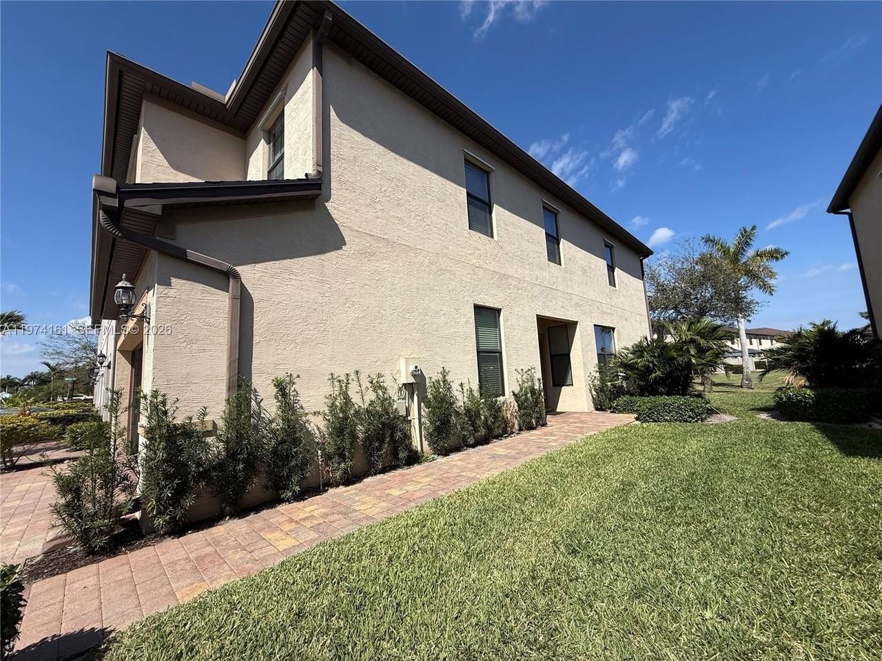 2857 Bard St - Photo 3 of 27