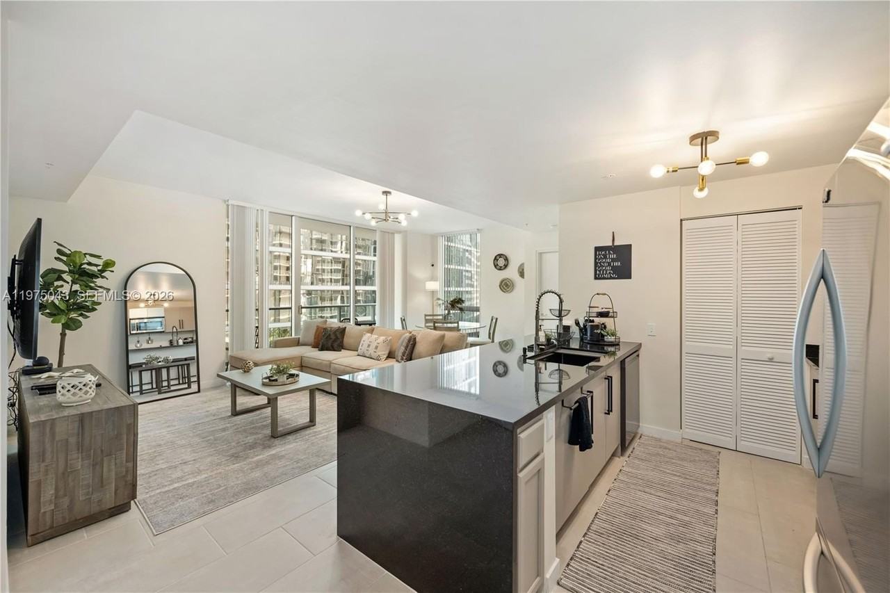 300 S Biscayne Blvd #T1502