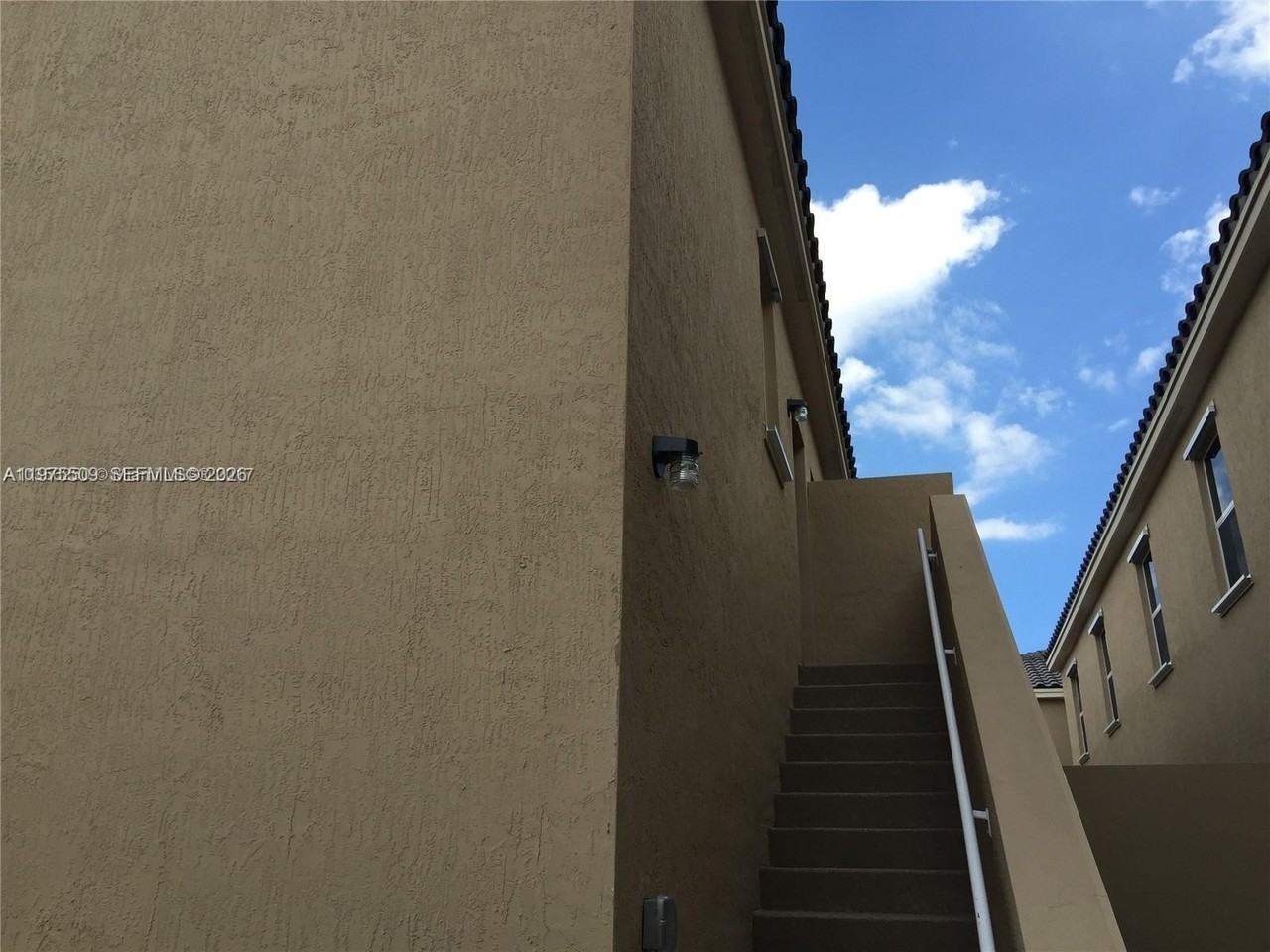 17103 Sw 96th St - Photo 7 of 39