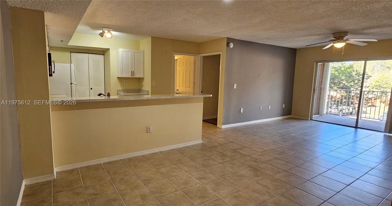 3848 Lyons Rd #205-1 - Photo 4 of 36