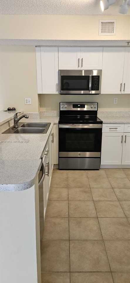 3848 Lyons Rd #205-1 - Photo 6 of 36