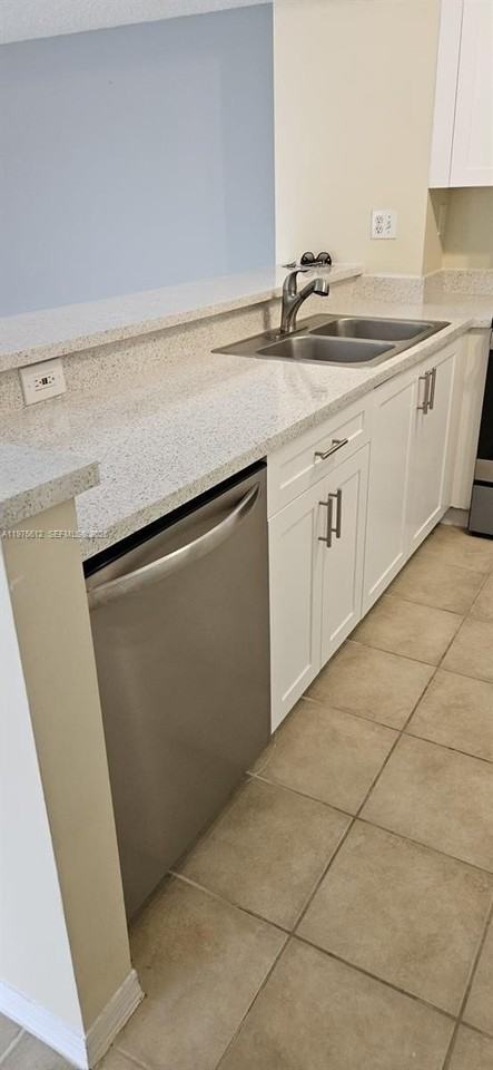 3848 Lyons Rd #205-1 - Photo 7 of 36