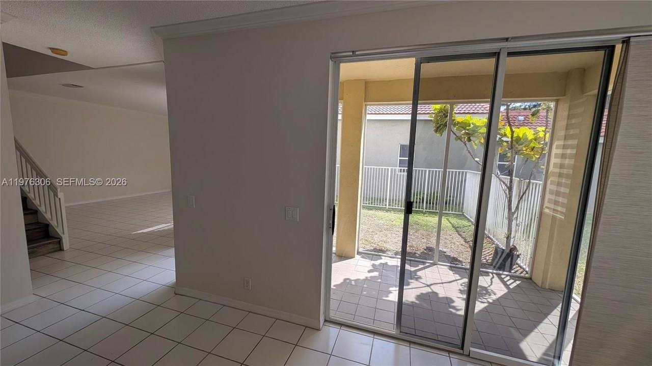 644 Sand Creek Cir - Photo 6 of 21