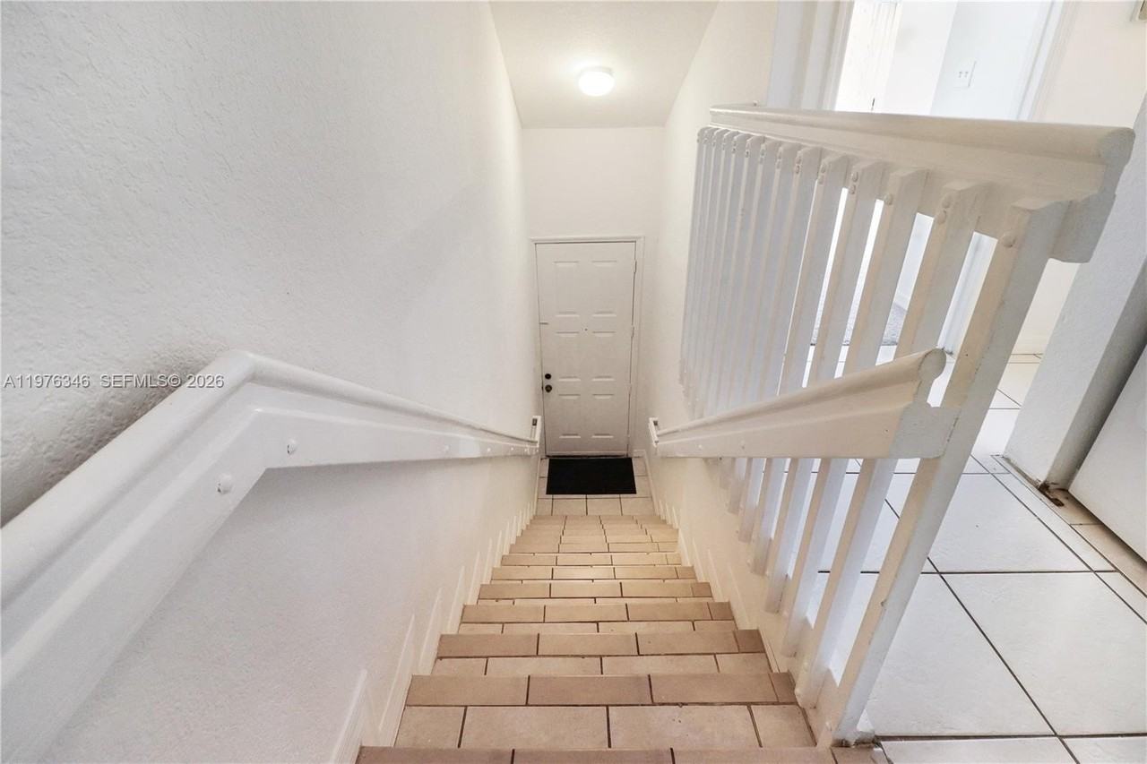 765 Sw 148th Ave #1203 - Photo 4 of 28