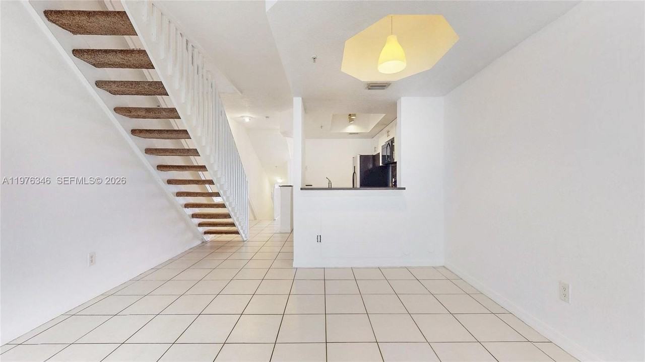 765 Sw 148th Ave #1203 - Photo 5 of 28