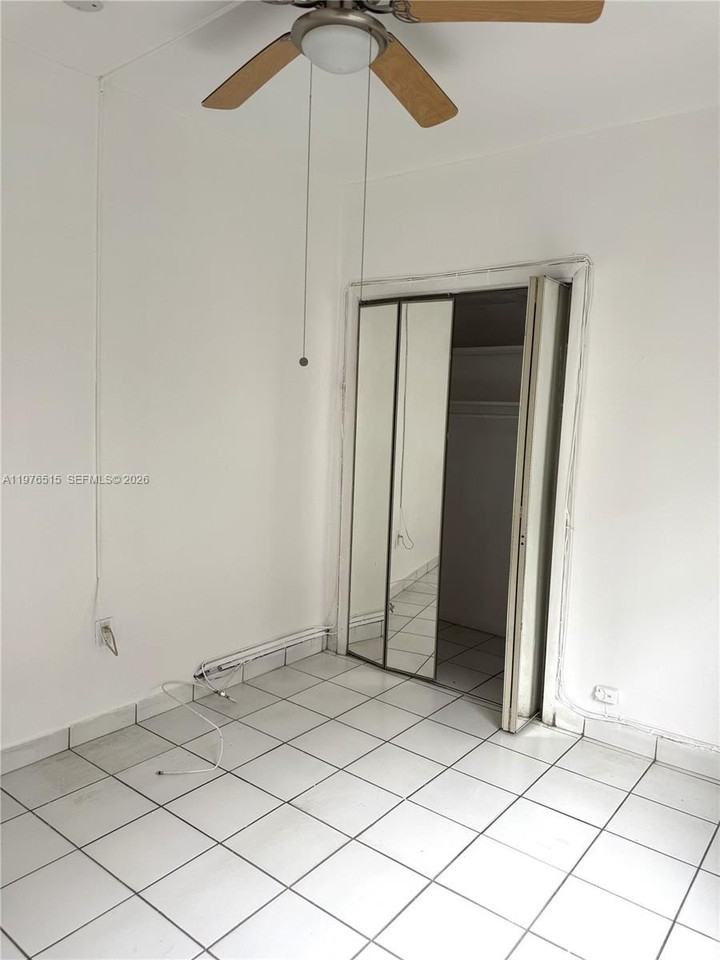 1788 Sw 7th St #4 - Photo 5 of 9