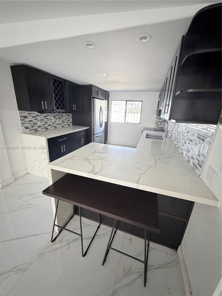 18041 Nw 3rd Ave #0 - Photo 6 of 17