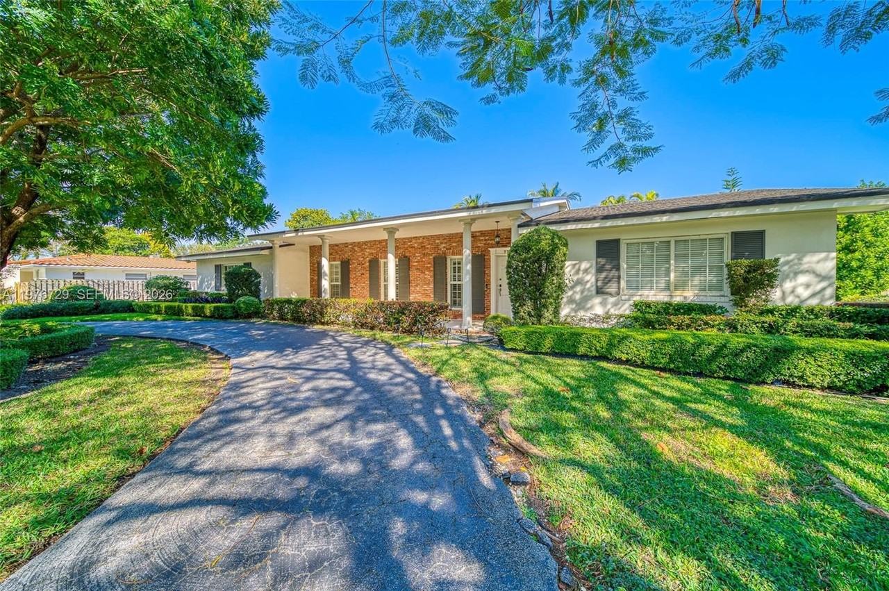 7745 Sw 144th St - Photo 2 of 45