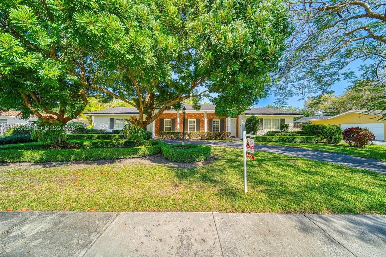 7745 Sw 144th St - Photo 3 of 45