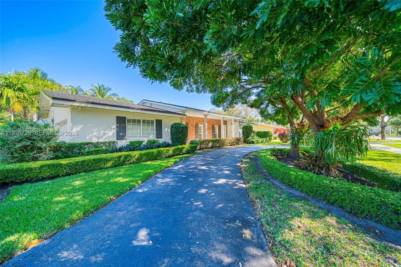 7745 Sw 144th St - Photo 6 of 45