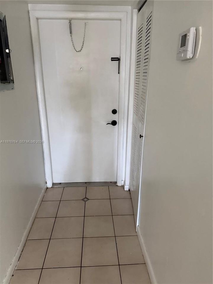 851 Ne 207th Ter #6-103 - Photo 6 of 15