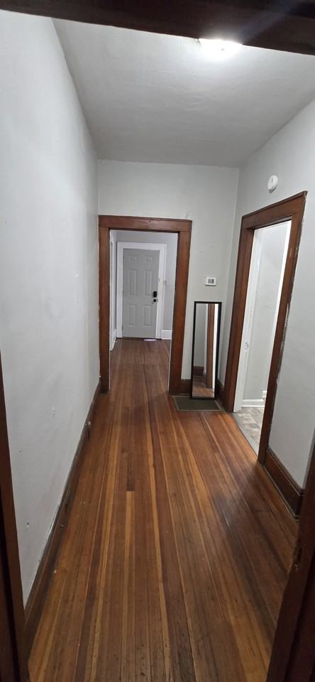908 Penmar Ave Se #A - Photo 4 of 13