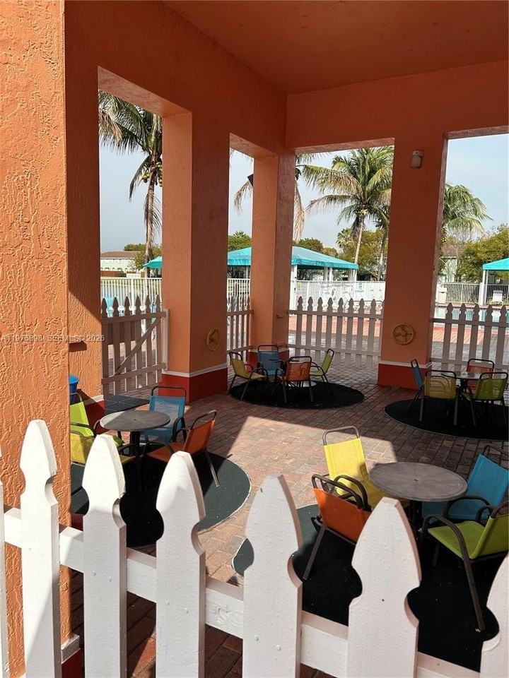 2637 Se 16th Ter #203 - Photo 6 of 12