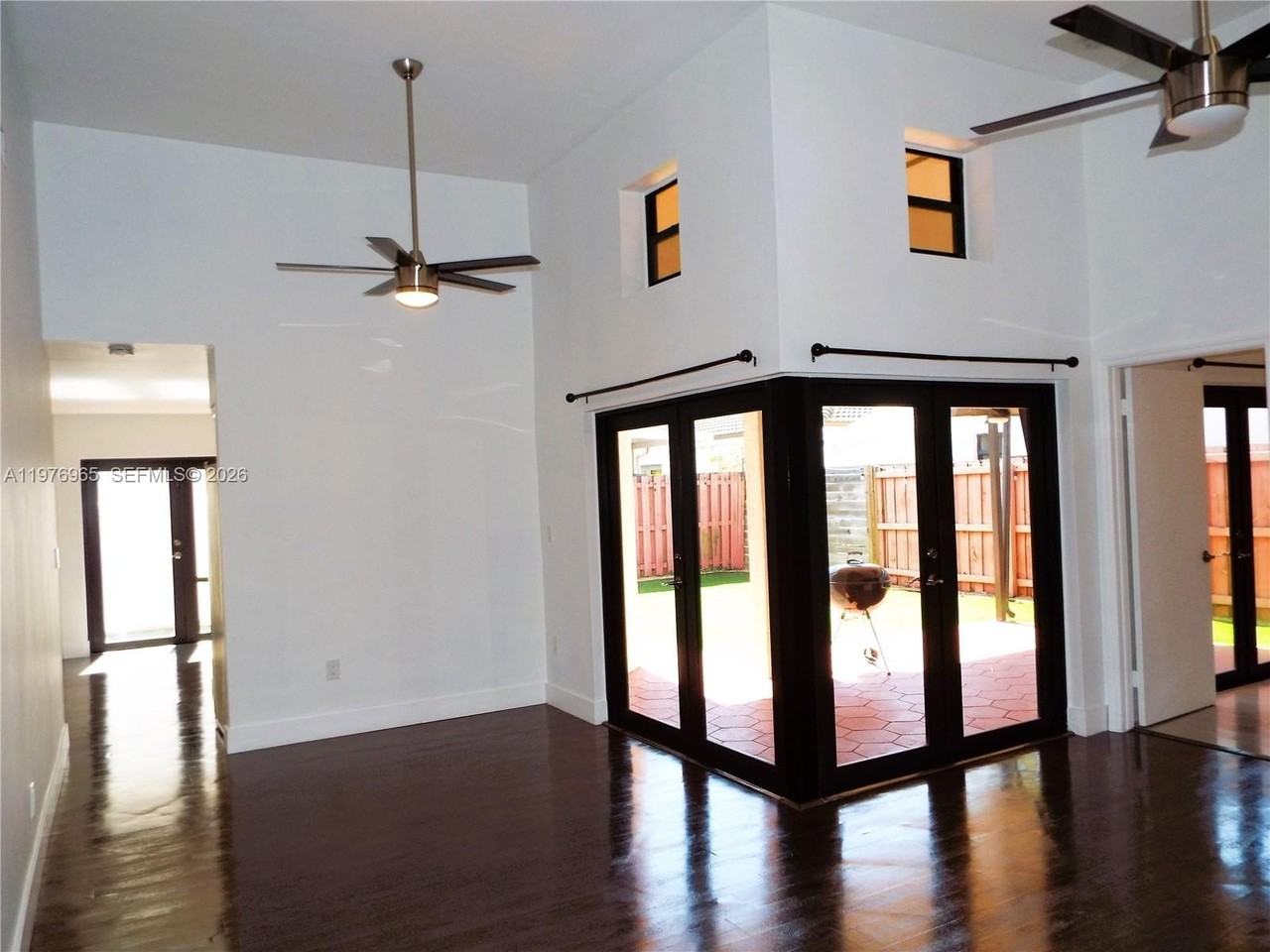 422 Sw 88th Pl - Photo 7 of 43