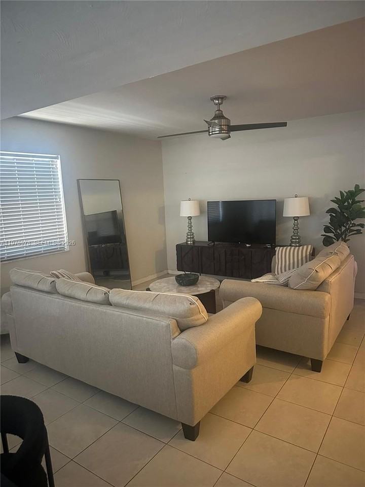 30 Ne 26th St #NA - Photo 5 of 26