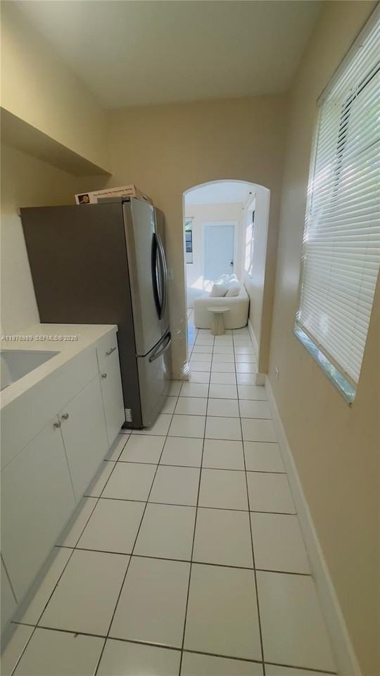 807 86th St #801 - Photo 7 of 10