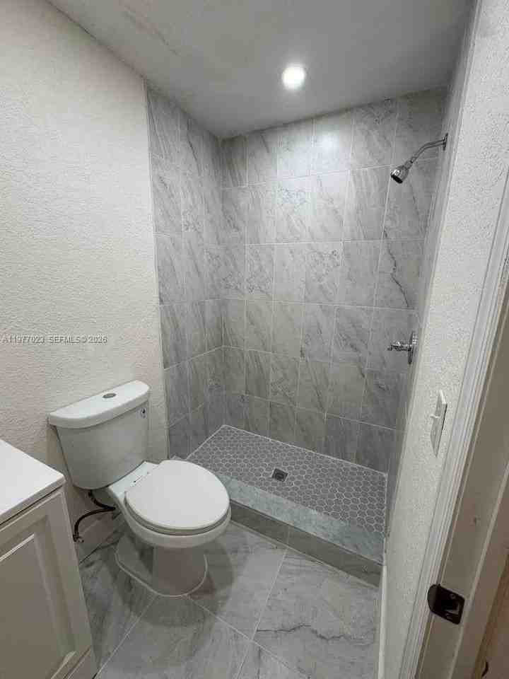 13426 Sw 284th St #1 - Photo 3 of 10