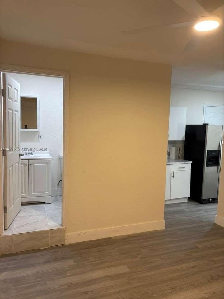 13426 Sw 284th St #1 - Photo 7 of 10