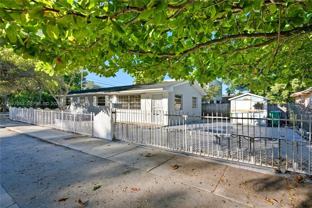 901 Nw 55th St #901 - Photo 1 of 1