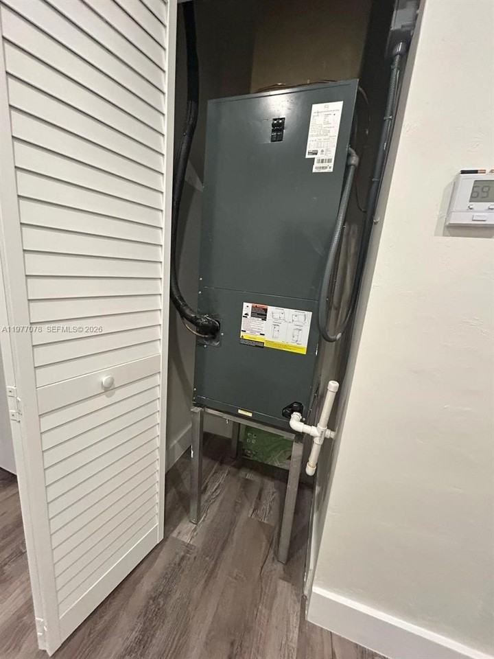 2929 Nw 47th St #2 - Photo 6 of 15