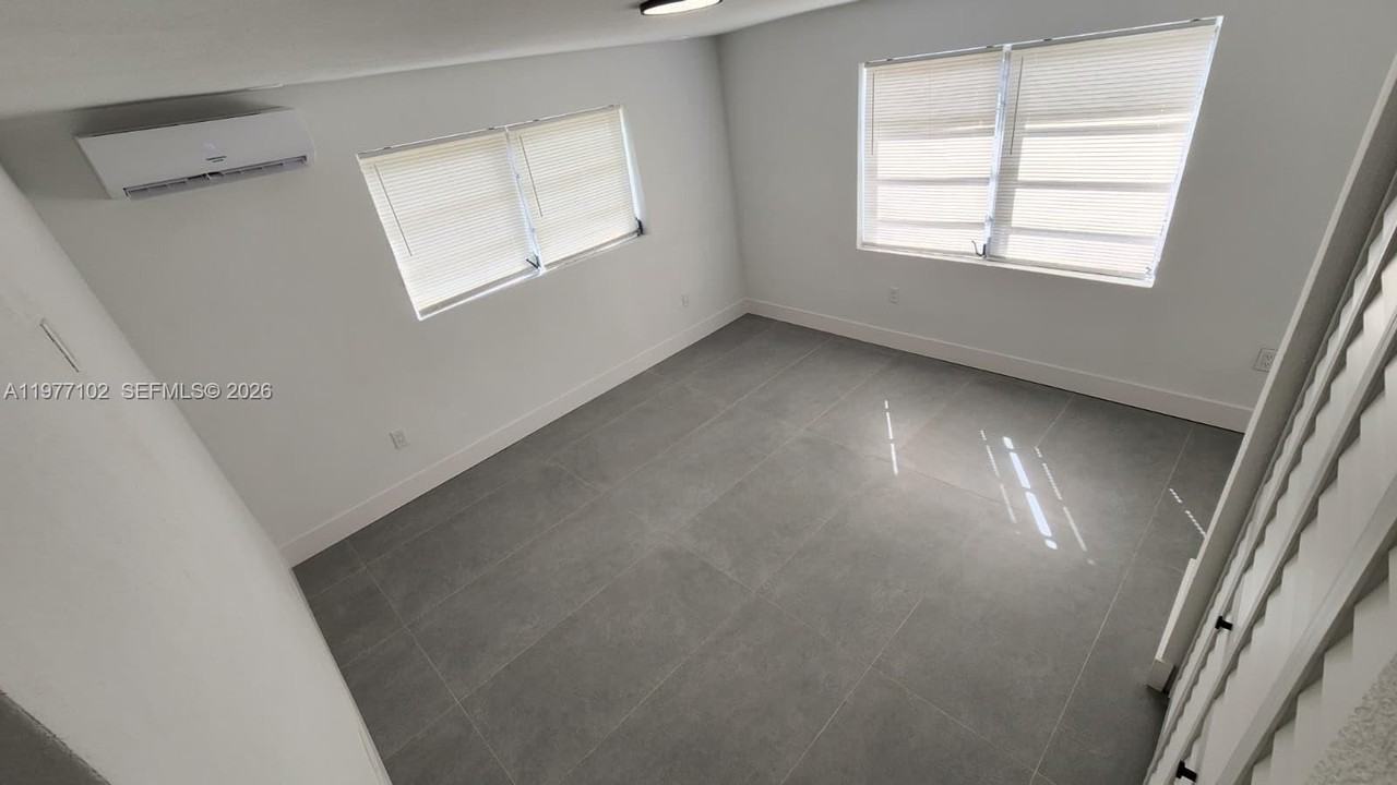 10490 Sw 173rd Ter #2 - Photo 6 of 24