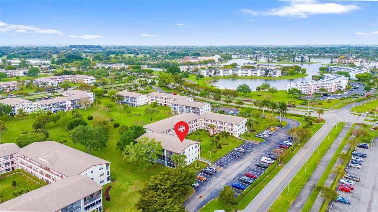 365 Brighton I #365 - Photo 2 of 8