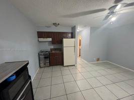 featured image of 4019 Nw 31st Ave #5
