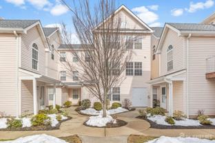 421 Plymouth Rd - Photo 1 of 1