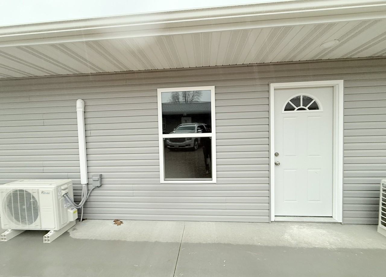 850 Marlette Dr #B - Photo 2 of 8