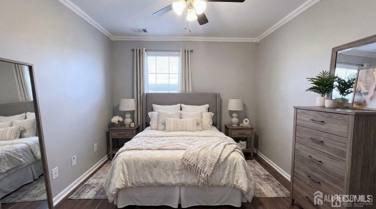 336 Cozzens Ct - Photo 5 of 8