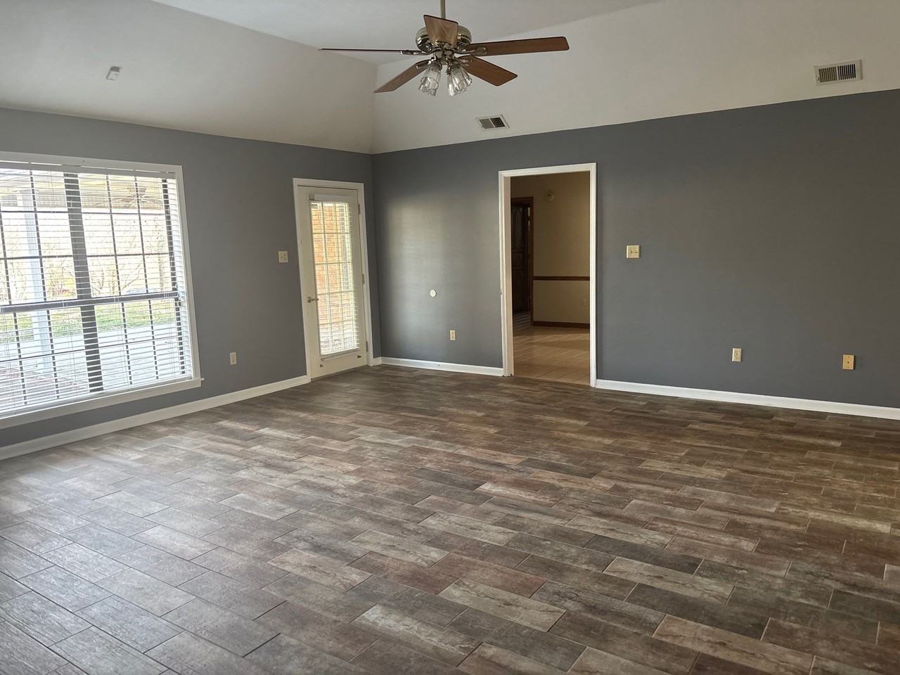 375 Plum Tree Cir #1 - Photo 6 of 27