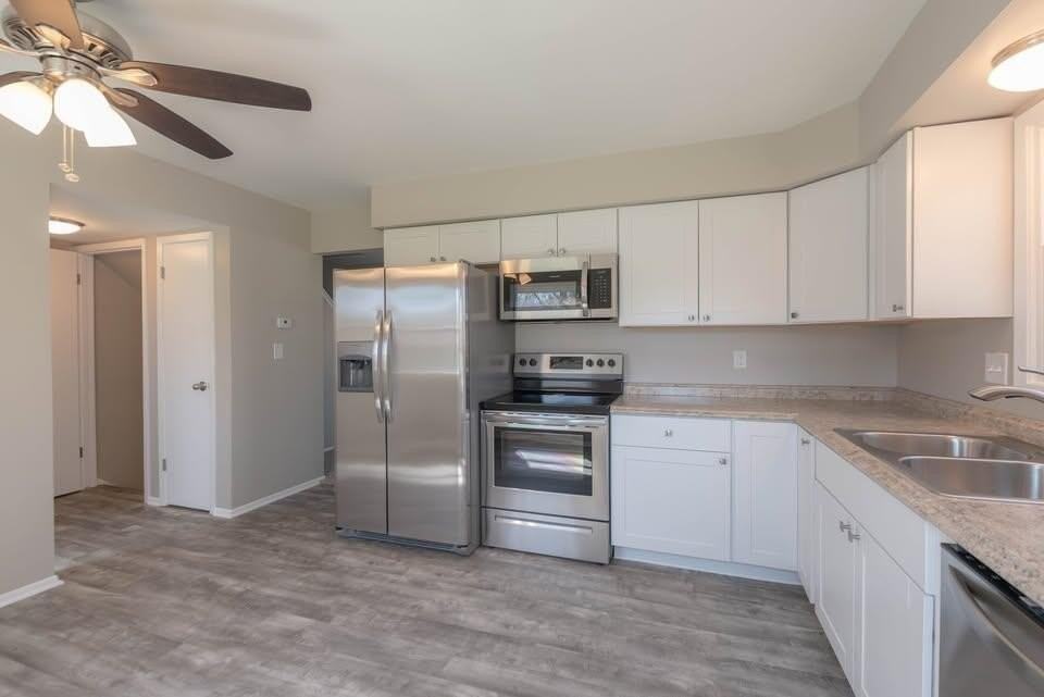 734 Normandy Cir - Photo 2 of 16