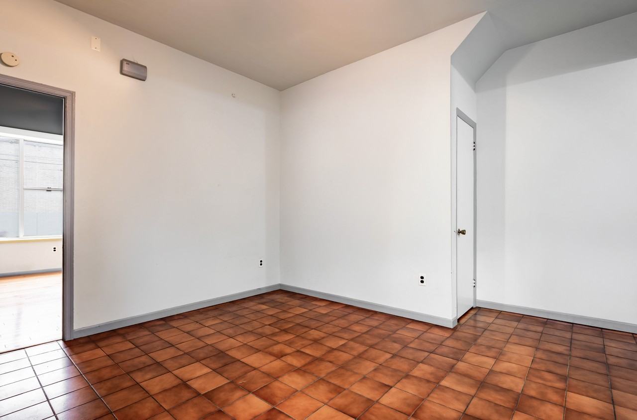 1327 Snyder Avenue - 1 C #1C - Photo 4 of 20