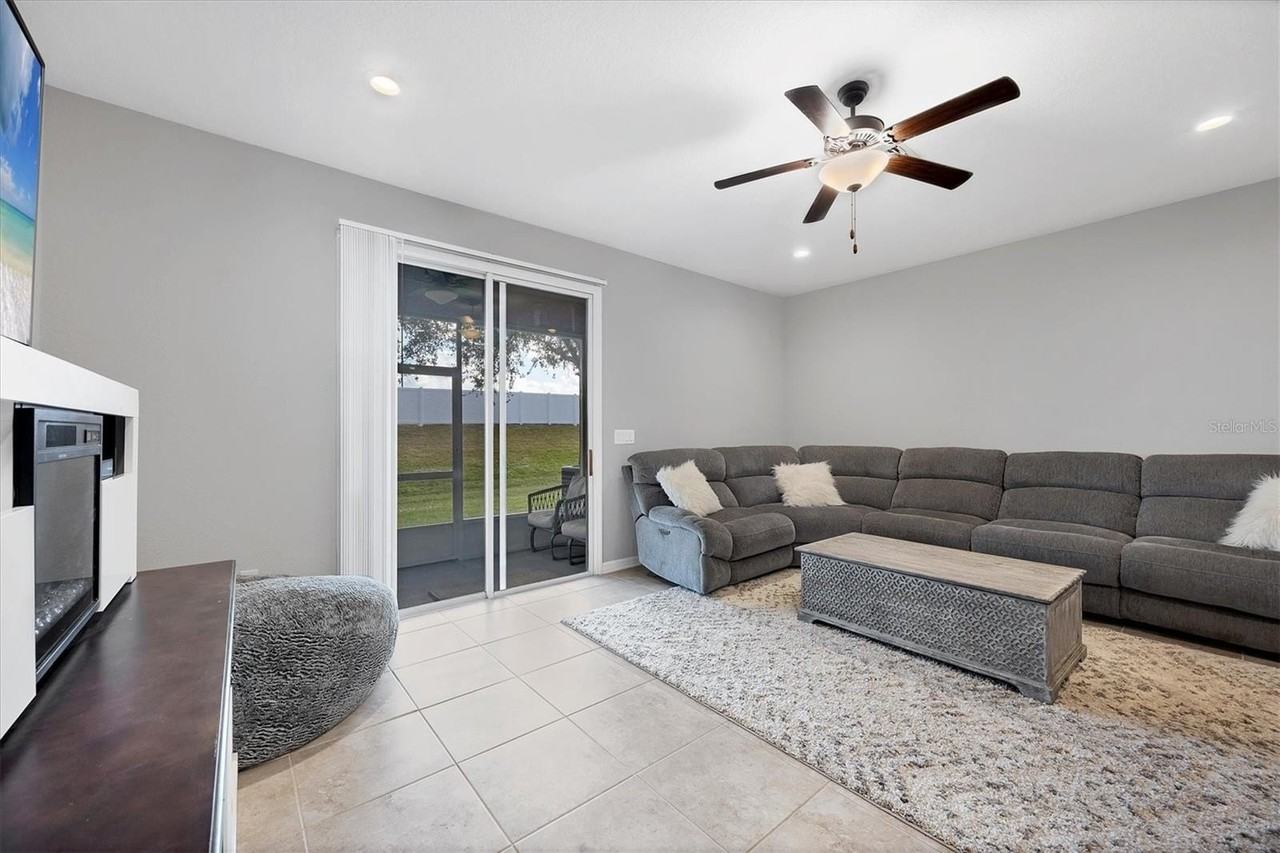 1314 Grantham Dr - Photo 4 of 25