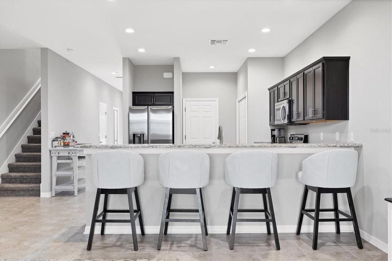 1314 Grantham Dr - Photo 6 of 25