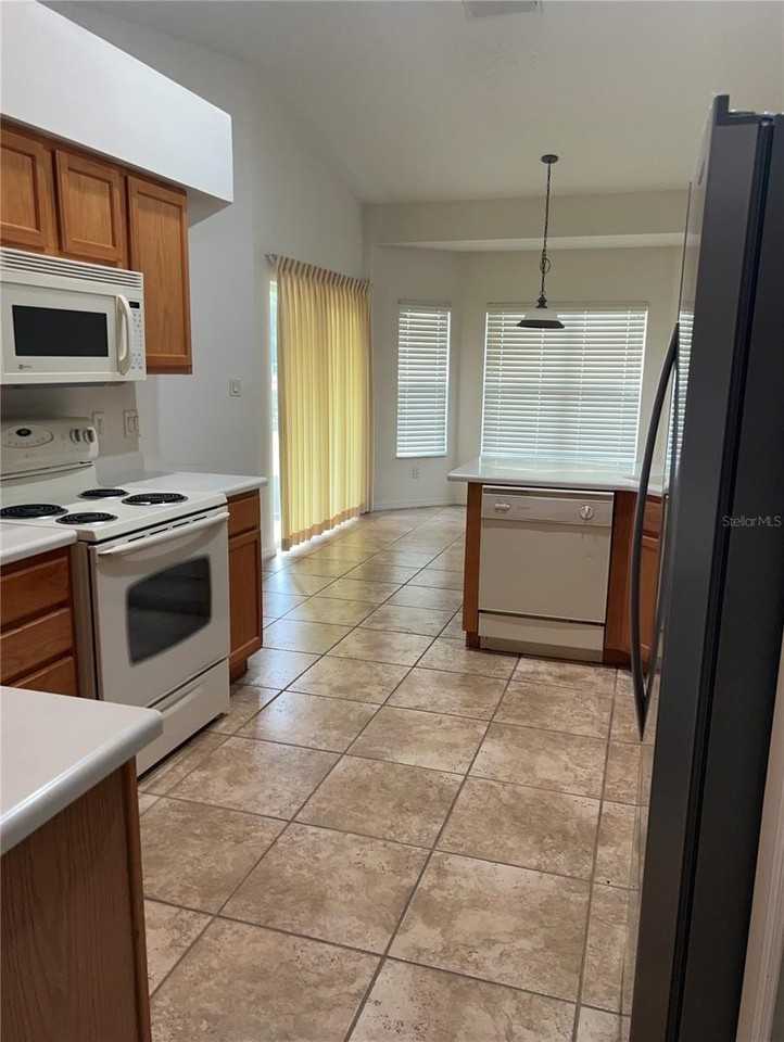 5630 Belle Terre Dr - Photo 6 of 20