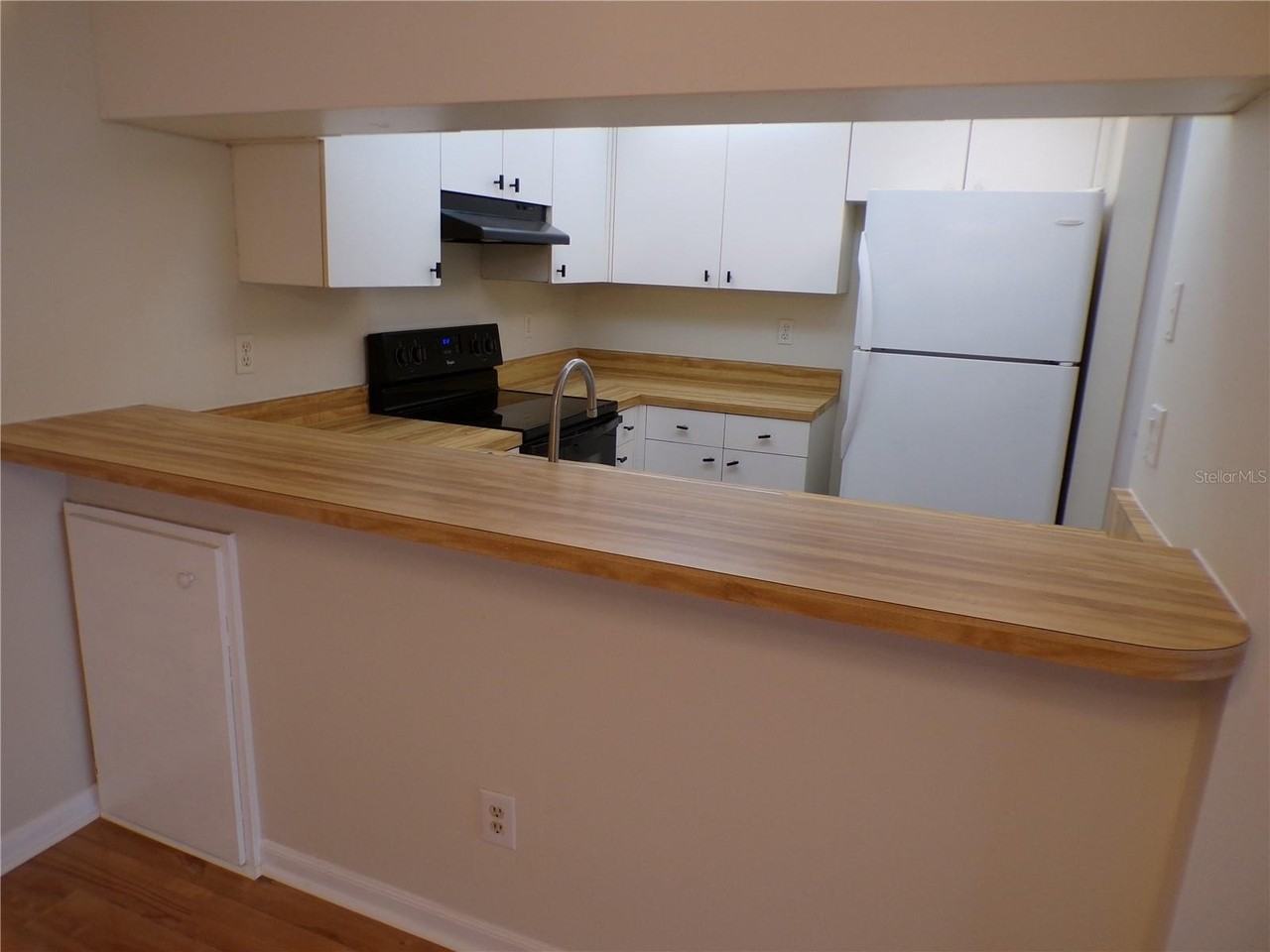 634 Bird Bay Dr E #102 - Photo 5 of 20