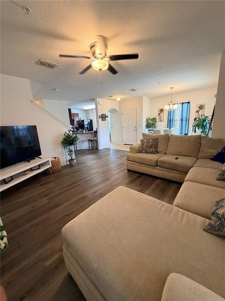 3740 Seneca Club Loop #B - Photo 7 of 23