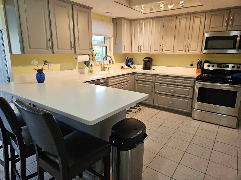 8444 Green St - Photo 2 of 13