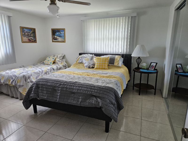 8444 Green St - Photo 6 of 13