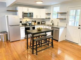 featured image of University Dr