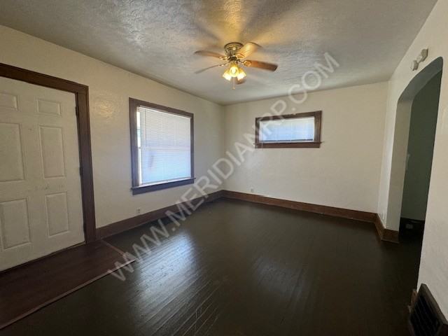 3506 Smith St #1 - Photo 3 of 6