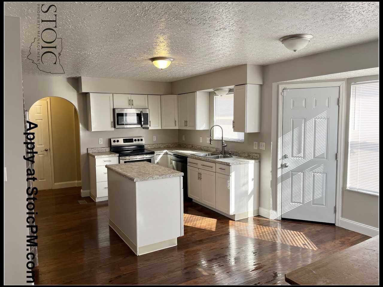 3300 Retriever Rd #60 - Photo 2 of 21