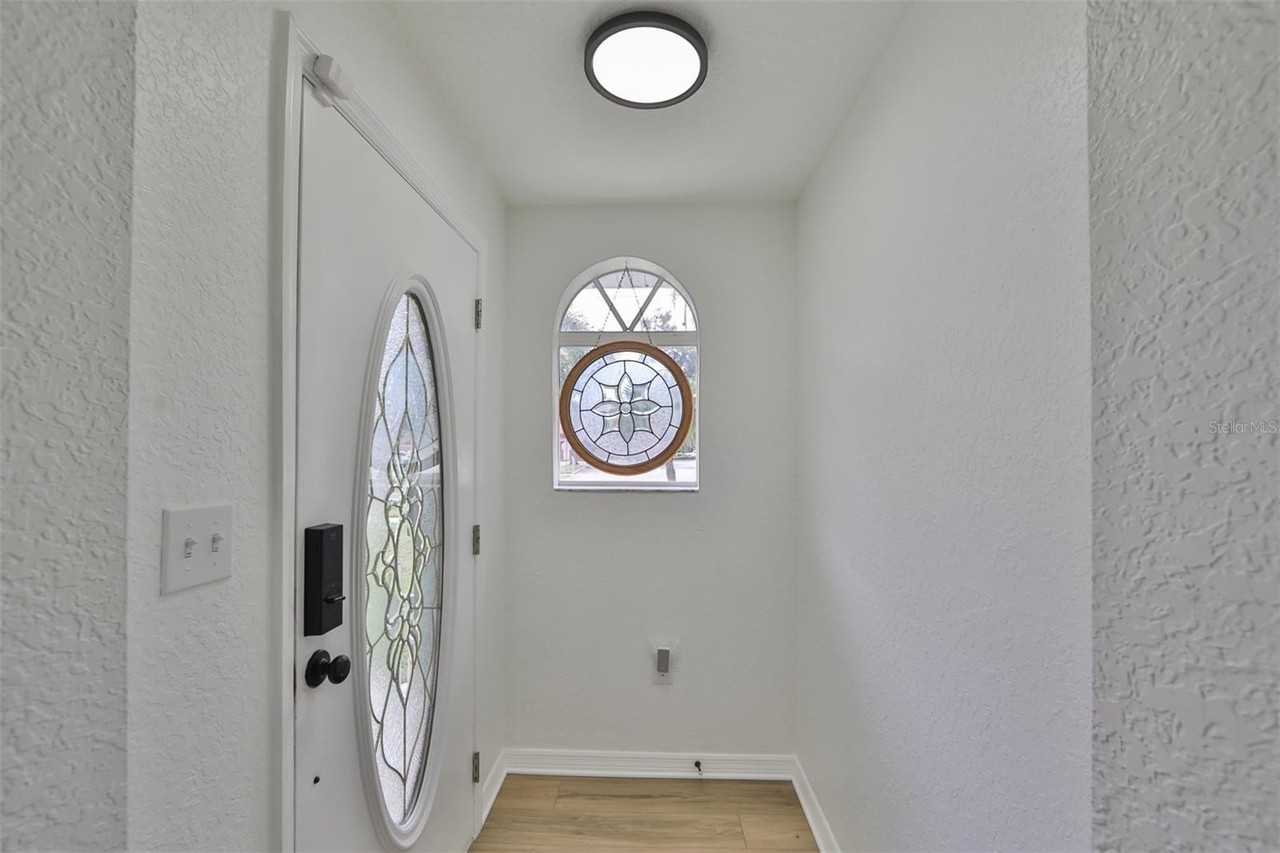 6145 1st Ave N - Photo 3 of 31