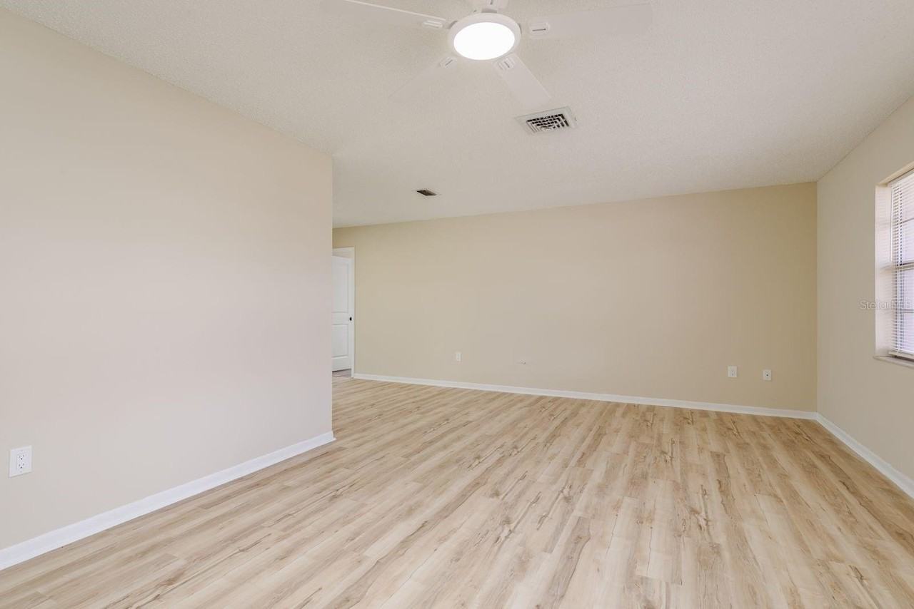 2977 Palmetto Ct - Photo 5 of 32