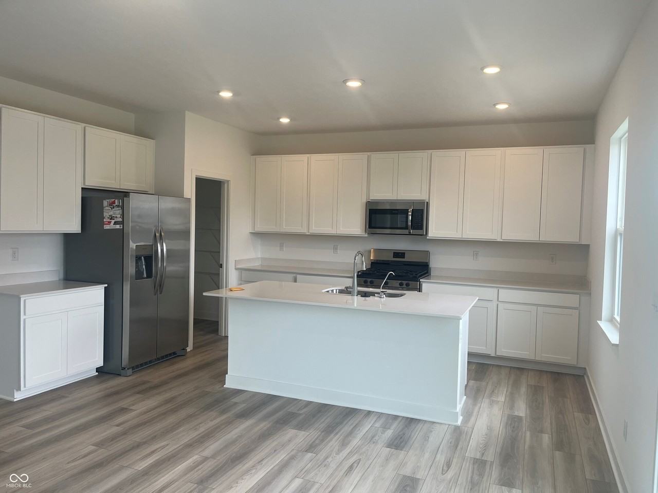 6958 Bauer Creek Ct - Photo 6 of 38