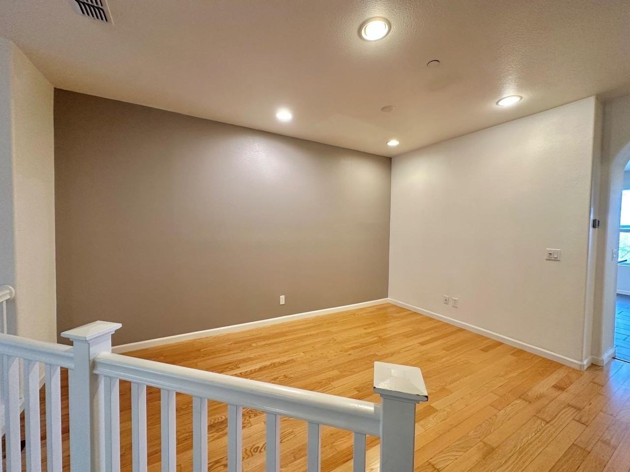 1343 Wayne Way - Photo 7 of 27