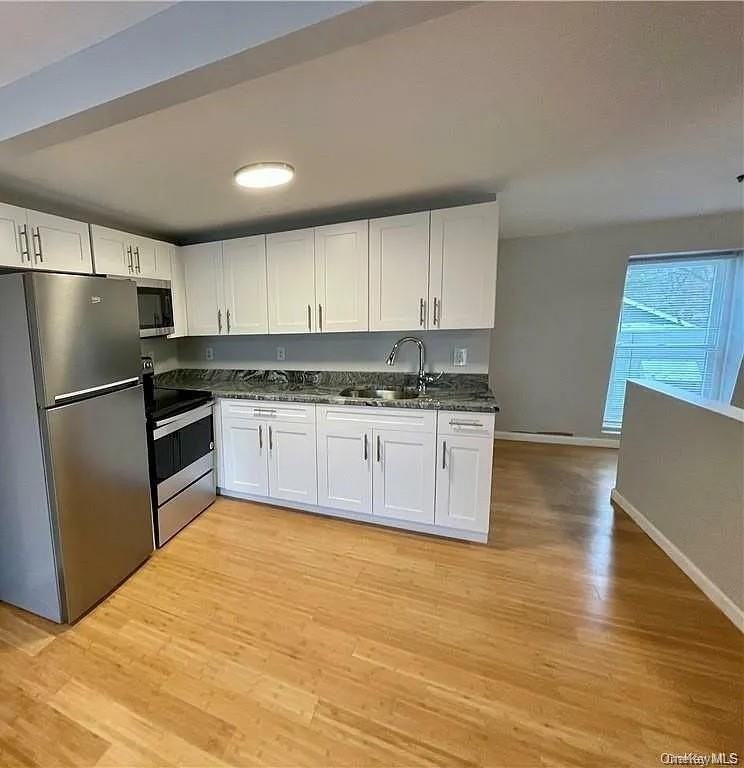 51 Greenwich Ave Ste 2 - Photo 4 of 13