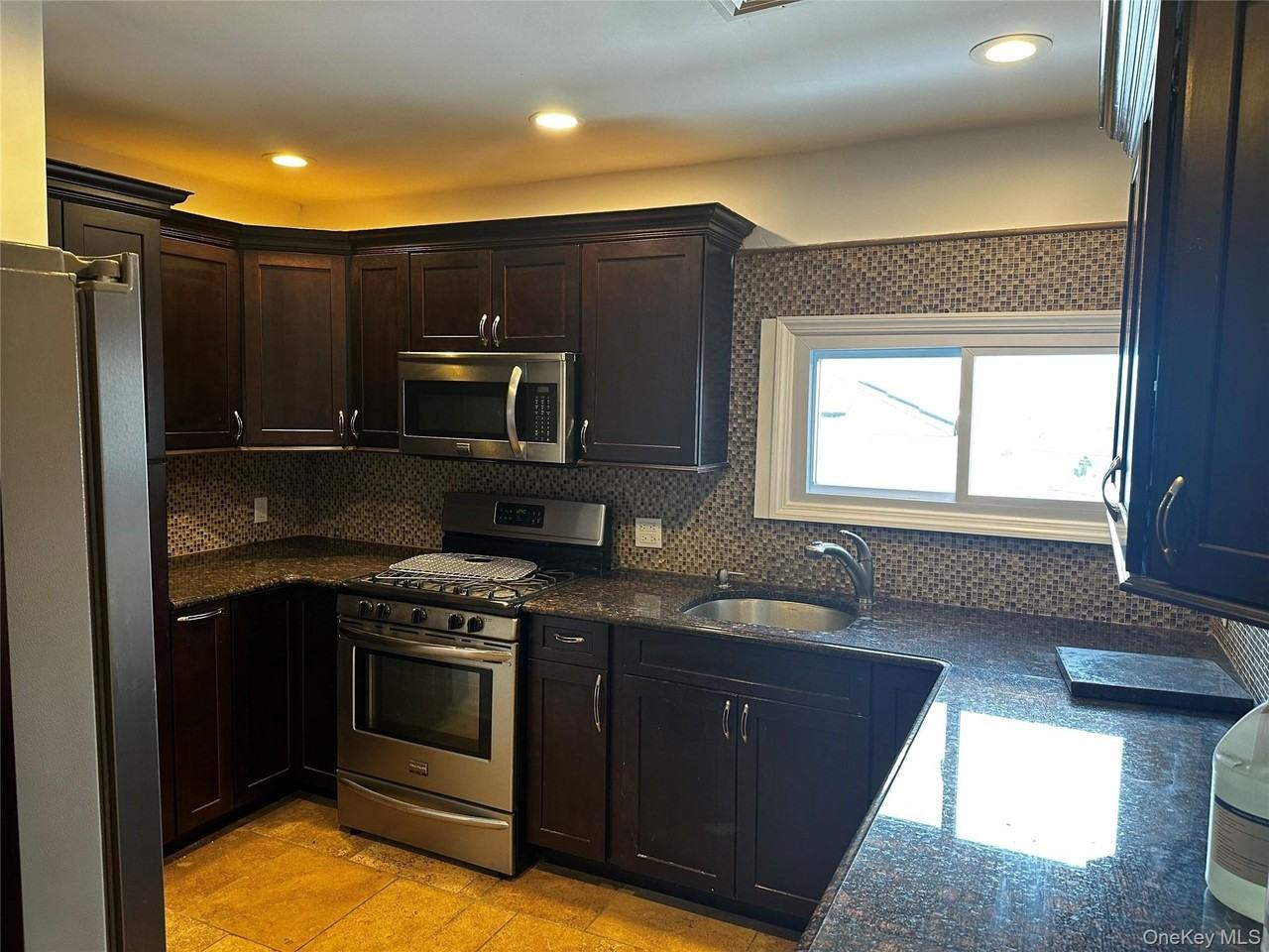 4261 Austin Blvd - Photo 2 of 11