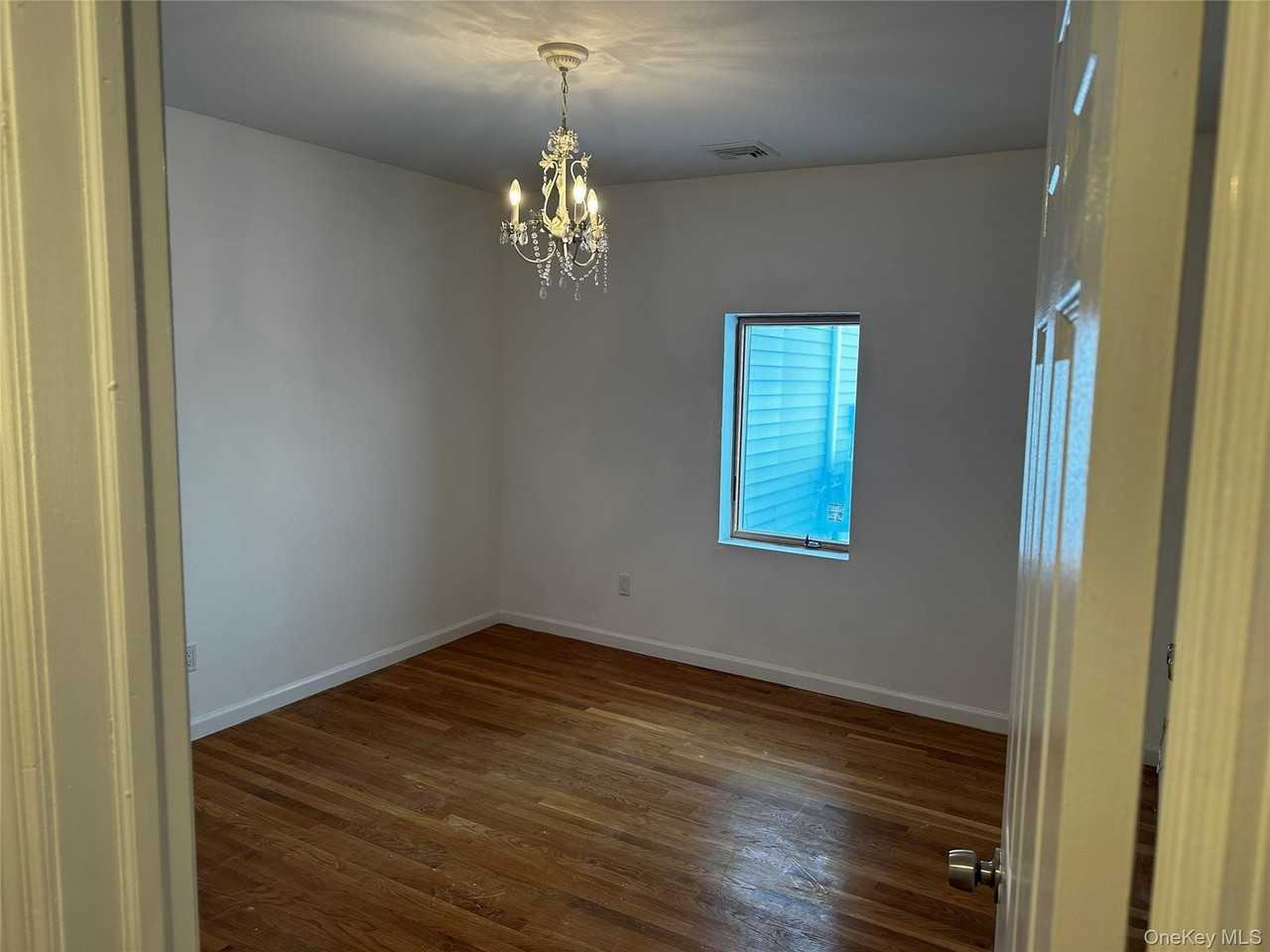 4261 Austin Blvd - Photo 7 of 11